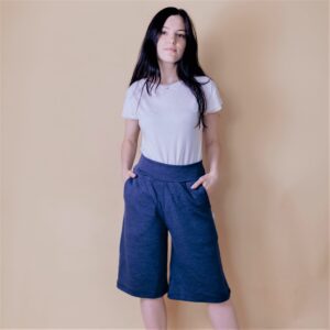 Fustă pantaloni din lână merinos până la genunchi