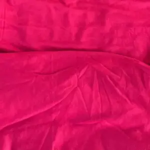 Material Tencel fucsia premium utilizat pentru haine dama Melissas