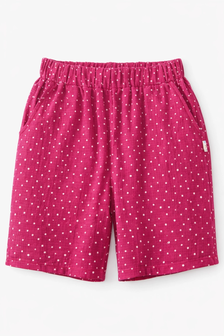 Pantaloni scurți din muselină organică pentru femei Melissas – răcoroși și naturali Pantaloni scurți damă din muselină organică roz cu buline albe Melissas