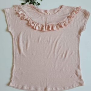 Tricou din in tricotat cu volănaș și croi lejer Melissas Tricou damă din in tricotat cu volănaș și mânecă lăsată Melissas