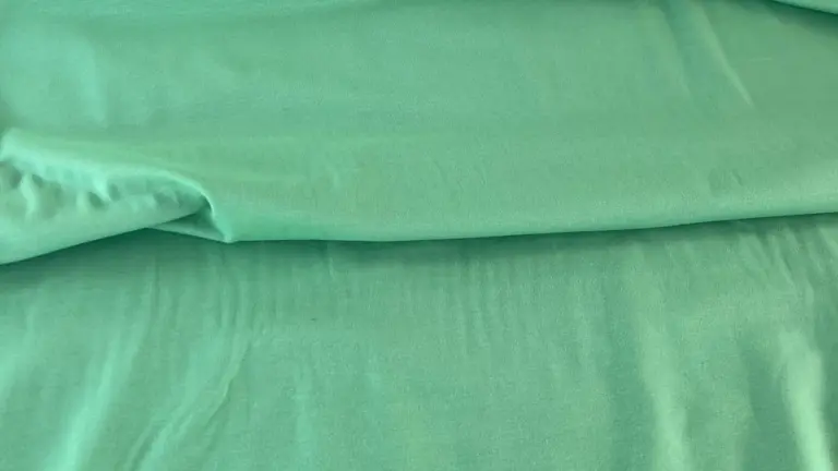 bumbac-verde-deschis-melissas Detaliu material bumbac verde deschis pentru haine naturale Melissas