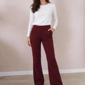 Pantaloni dama din lana merinos usor evazati